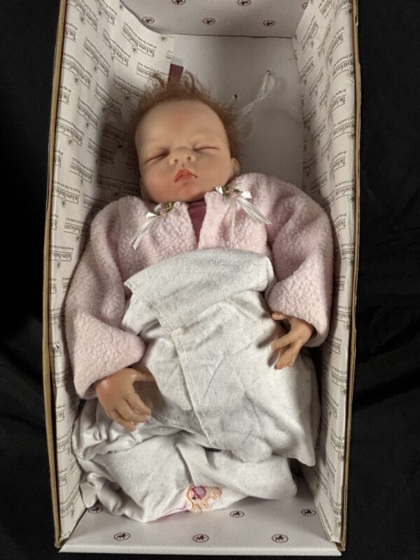 Item#29 (The Ashton - Drake Galleries Doll)