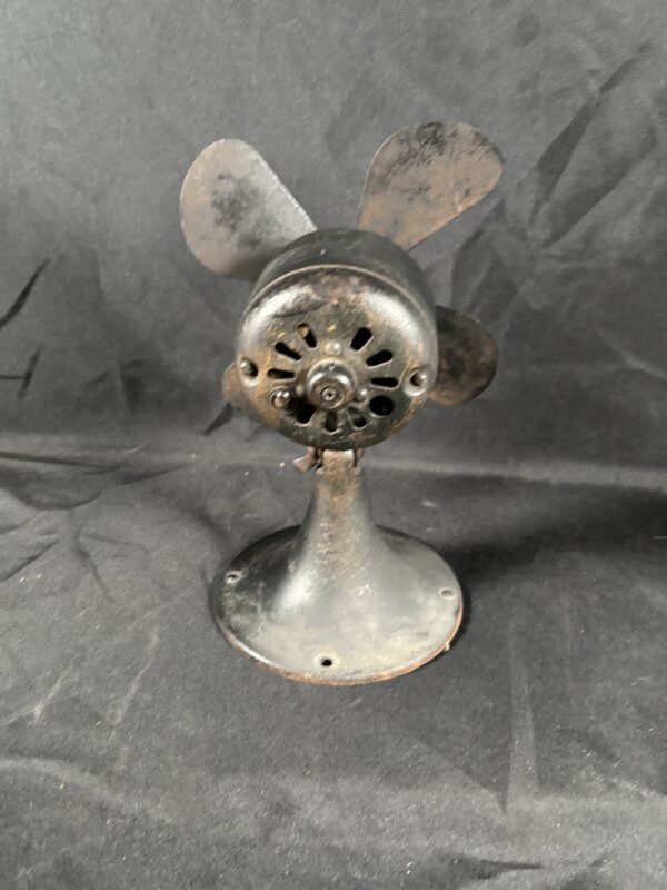 Item#31 (Vintage Desk Fan) - Image 4