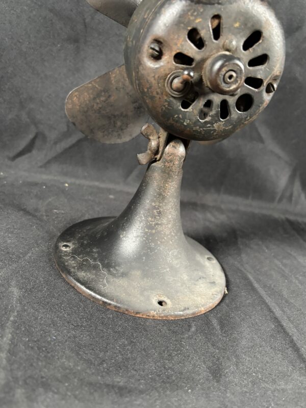 Item#31 (Vintage Desk Fan) - Image 9