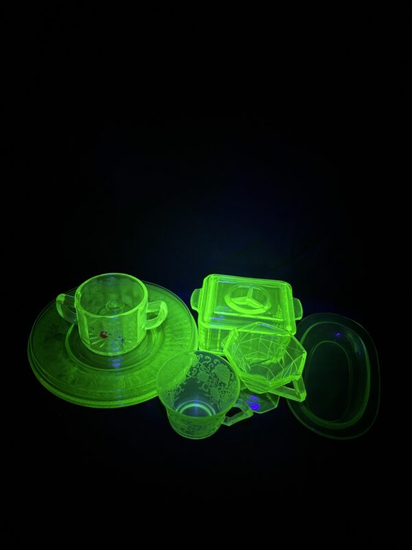 Item#33 (Uranium Glass Bundle)
