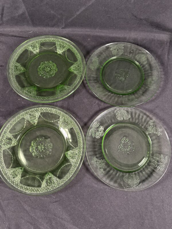 Item#33 (Uranium Glass Bundle) - Image 8