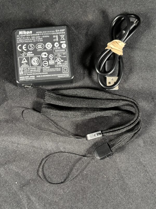 Item#21 (Nikon Camera) - Image 7
