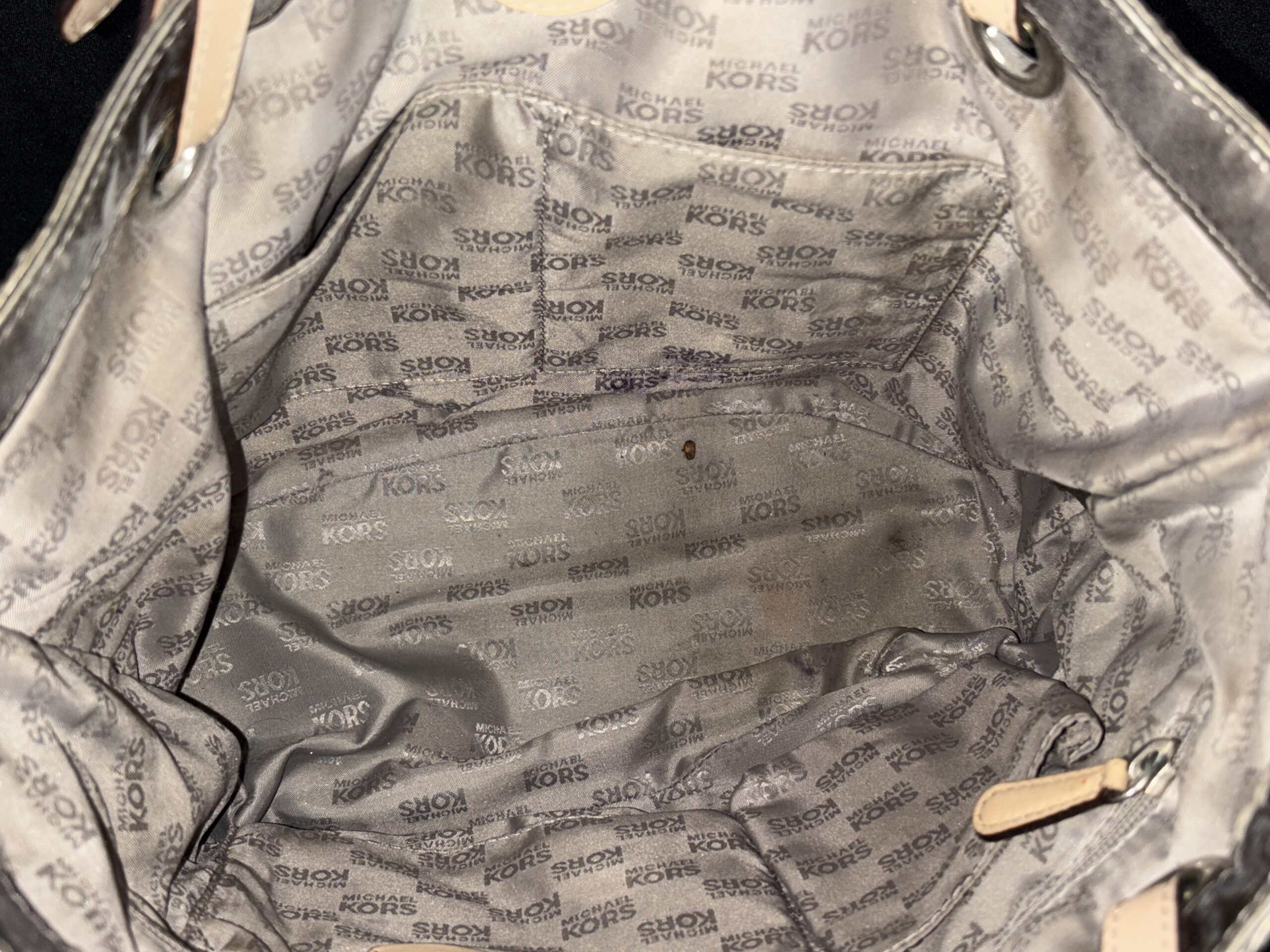 Re-auction (Michael Kors Purse - Gold) - Image 8