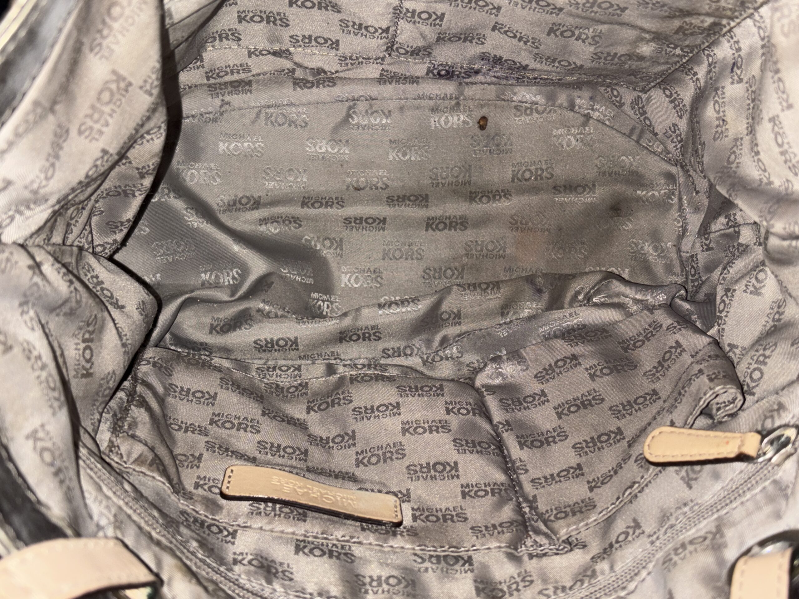 Re-auction (Michael Kors Purse - Gold) - Image 10