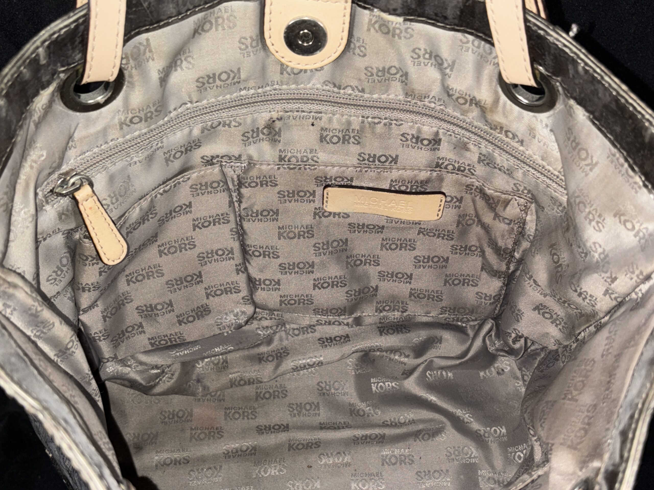 Re-auction (Michael Kors Purse - Gold) - Image 12